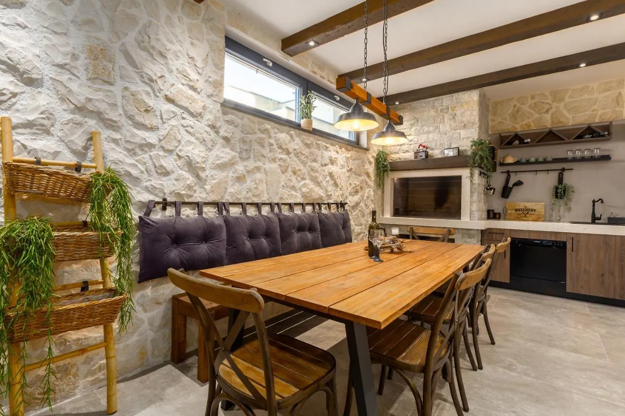 Villa Vie 0*, Medulin